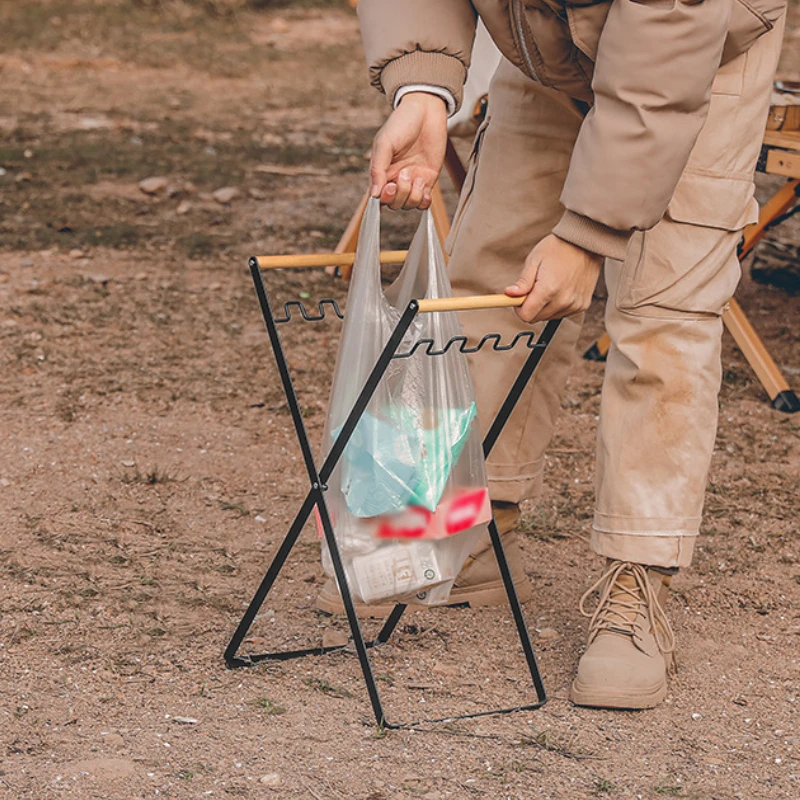 MOUNTAINHIKER 折りたたみ式ゴミ袋ホルダー キッ - Camping Cooking Utensil Holder のレビューと価格