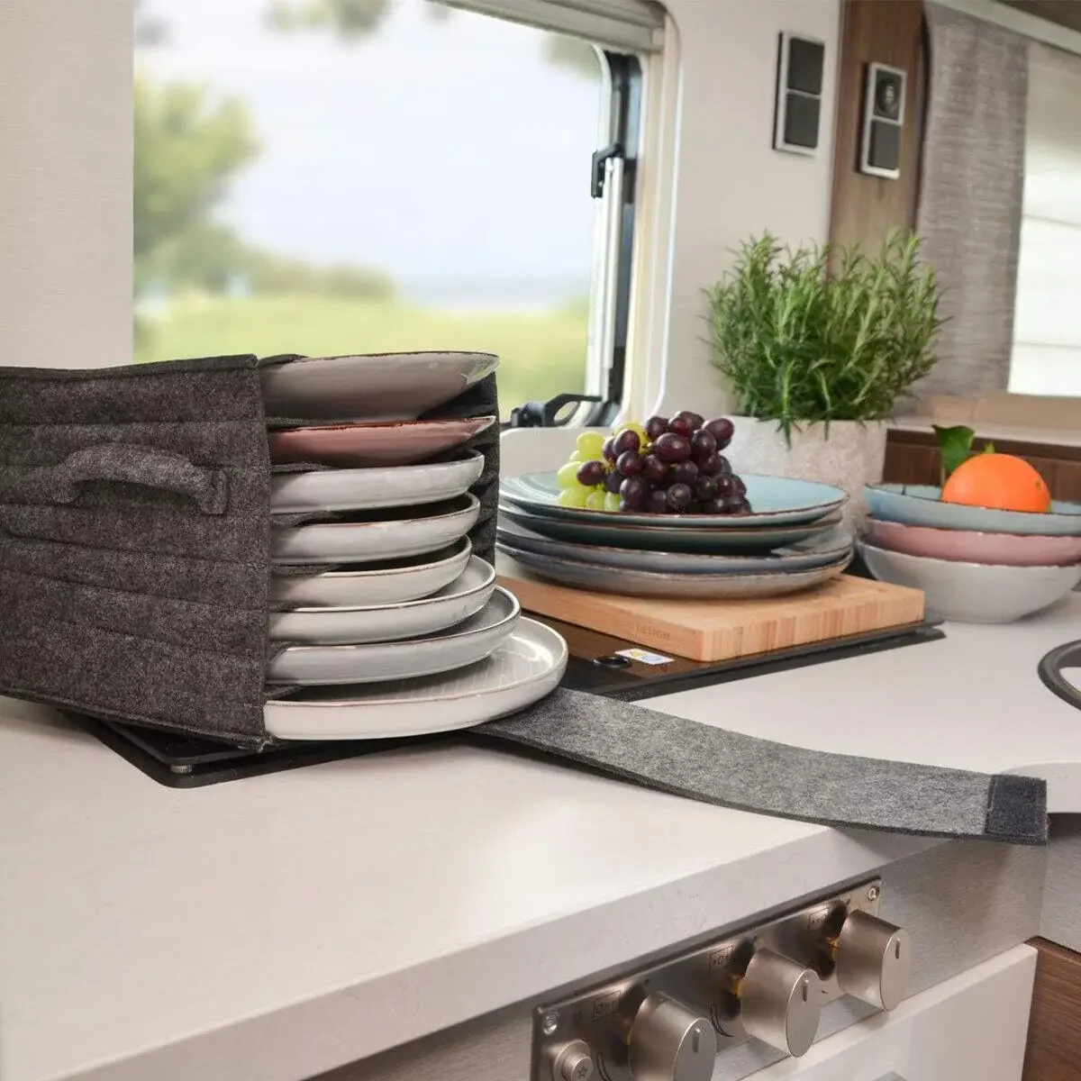 フェルトプレート皿カップ収納袋ホルダー厚みのあるキャンプ食器 - Camping Cooking Utensil Holder のレビューと価格